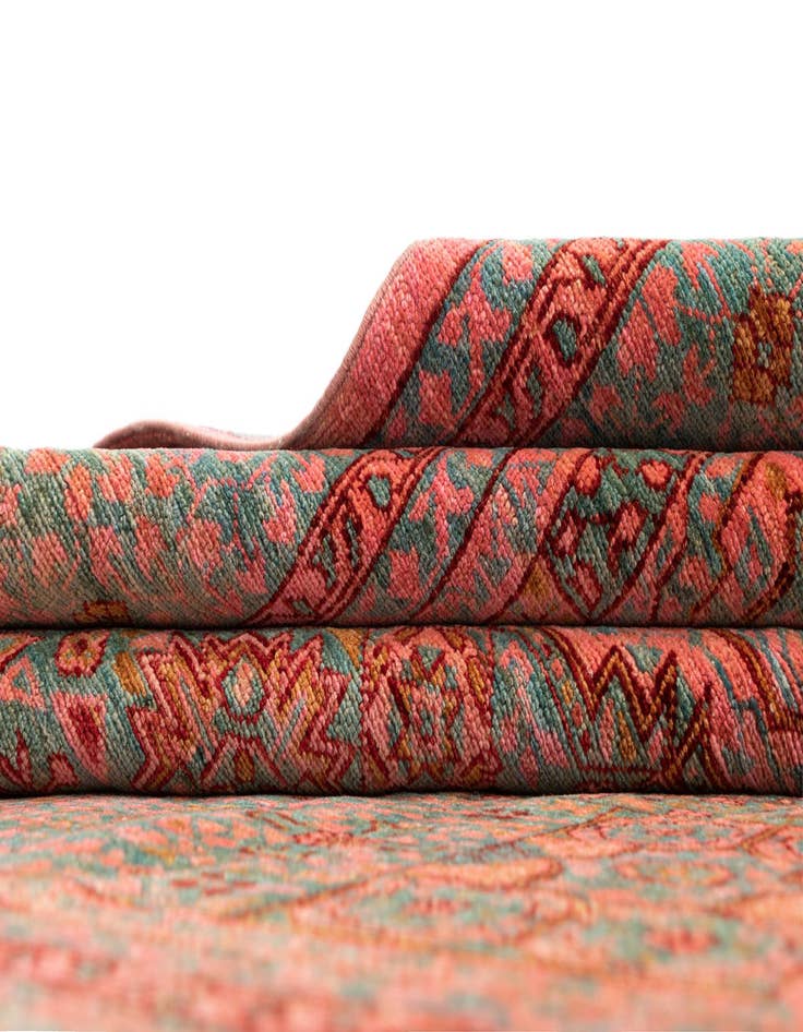 Detail image of  6' x 8' Amina Rug