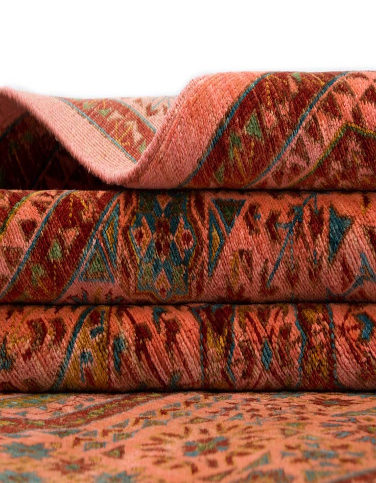 Detail image of  5' x 6' 8 Amina Rug