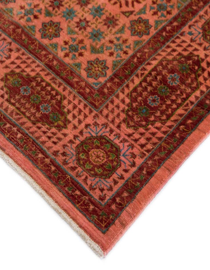 Detail image of  5' x 6' 8 Amina Rug