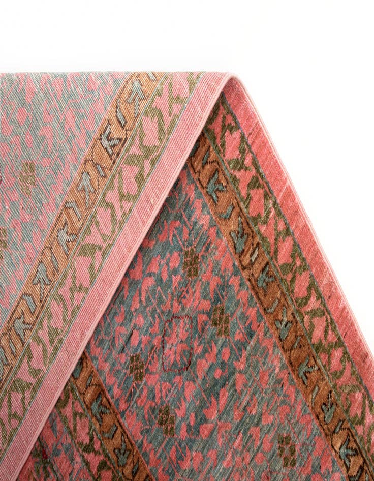 Detail image of  8' x 10' Amina Wool Rug