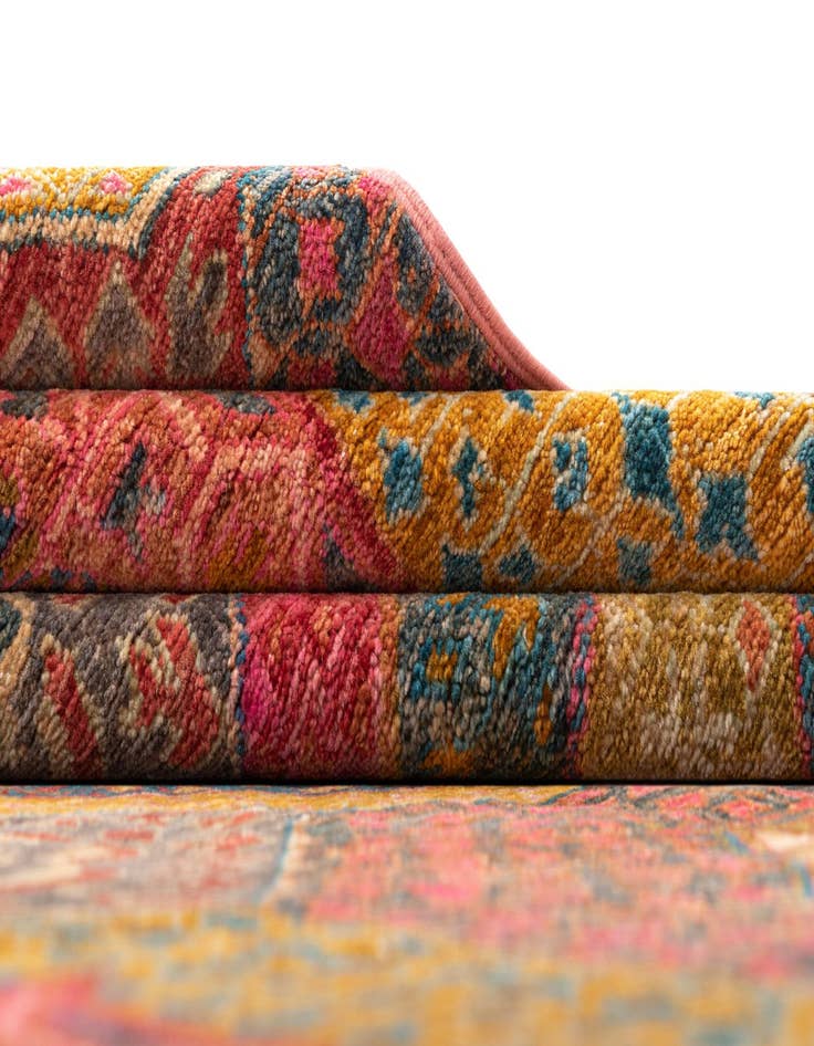 Detail image of  7' 11 x 11' 5 Amina Wool Rug