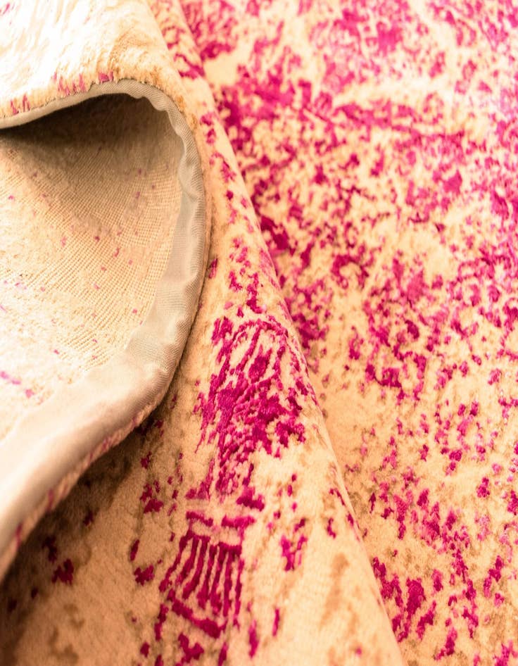 Detail image of 5' 8 x 7' 11 Art Inspired Wool Rug