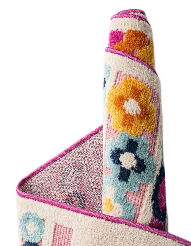 Detail image of  7' x 10'  Washable Aruba Indoor / Outdoor Rug