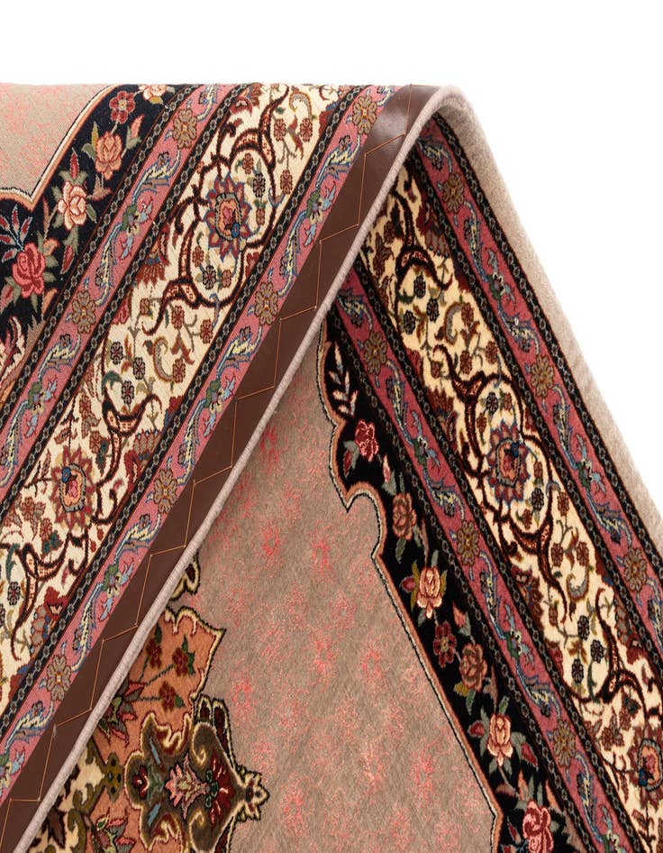 Detail image of  4' 11 x 7' 3 Bidjar Wool Rug