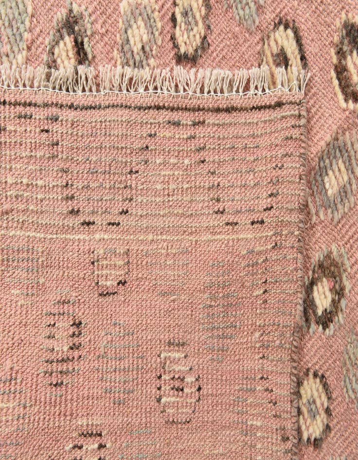Detail image of  8' 5 x 10'  Hand Knotted Darya Wool Rug