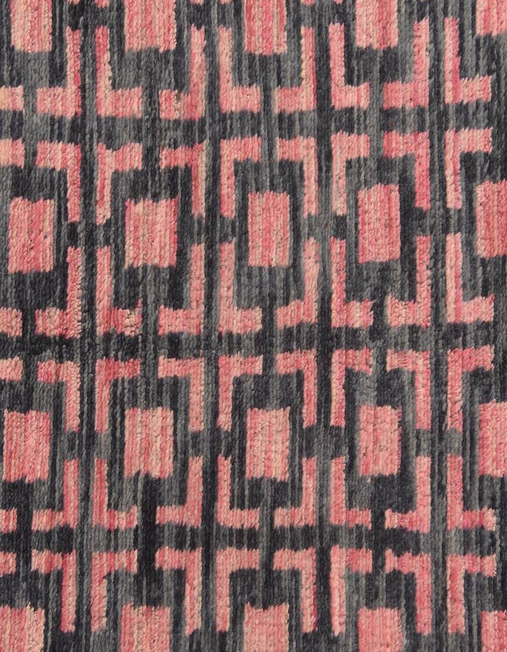 Detail image of  6' 5 x 10' 3  Hand Knotted Darya Wool Rug