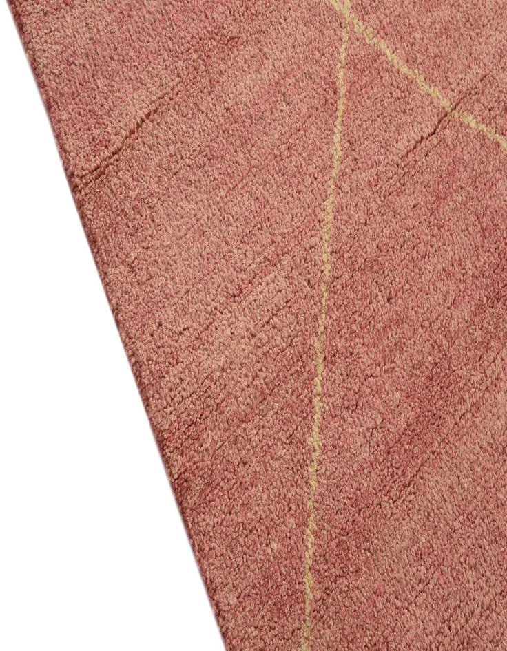 Detail image of  4' 8 x 6' 9  Hand Knotted Darya Wool Rug