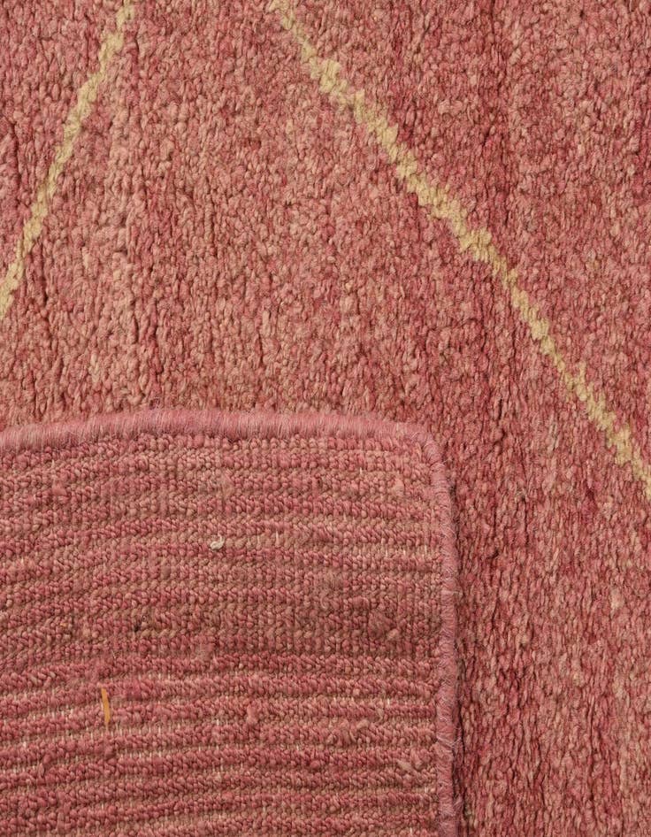 Detail image of  4' 8 x 6' 9  Hand Knotted Darya Wool Rug