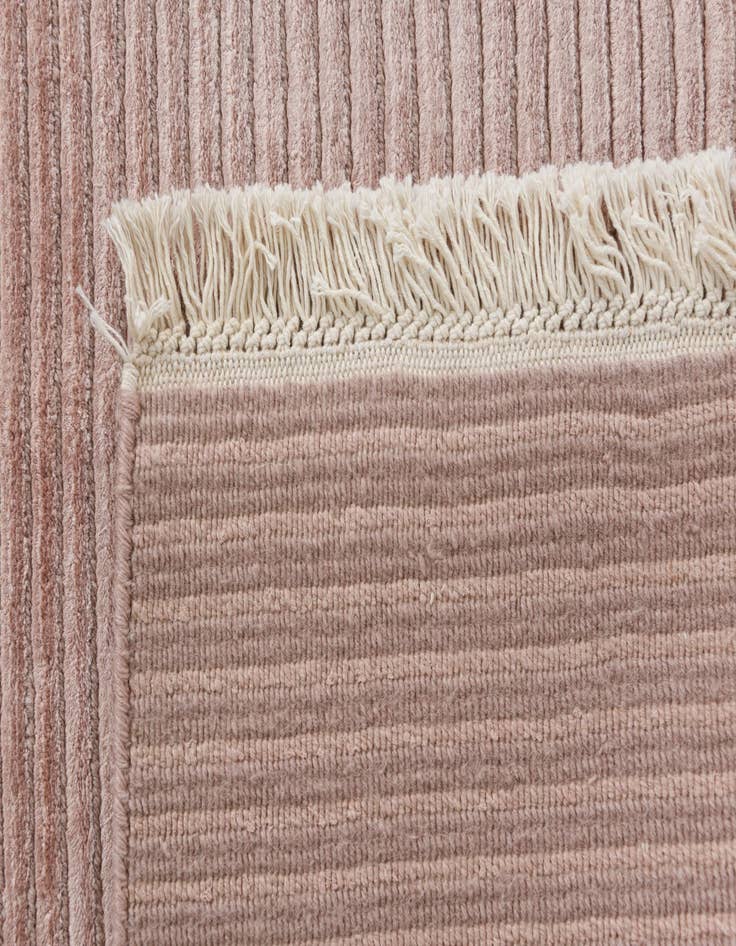 Detail image of  8' 1 x 11' 6  Hand Knotted Darya Wool Rug