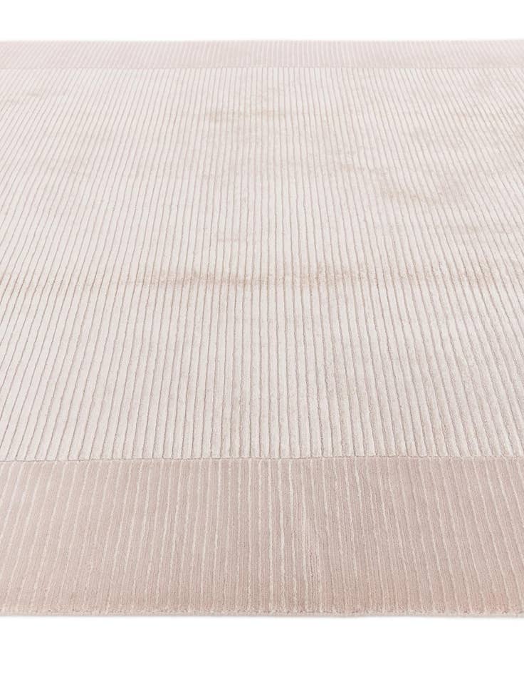 Detail image of  6' 7 x 9' 9  Hand Knotted Darya Wool Rug