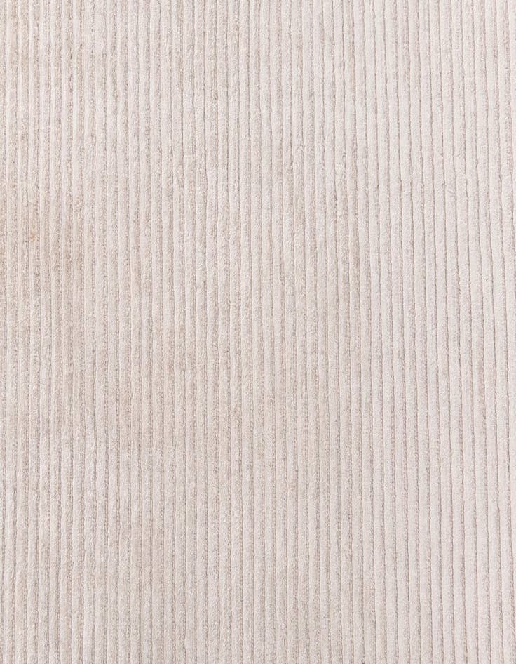 Detail image of  6' 7 x 9' 9  Hand Knotted Darya Wool Rug