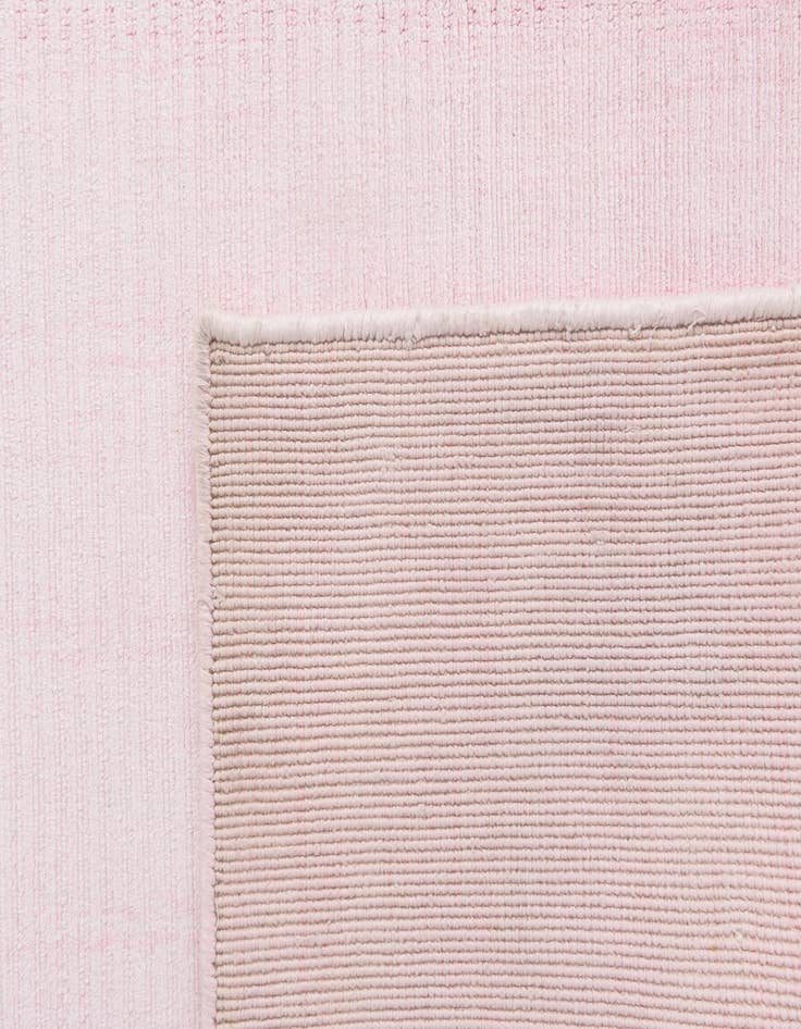 Detail image of  4' 11 x 6' 7  Hand Knotted Darya Wool Rug