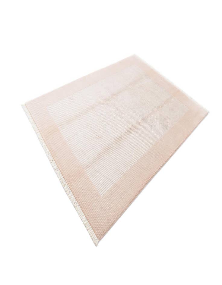 Detail image of  5' 7 x 8' 1 Darya Rug