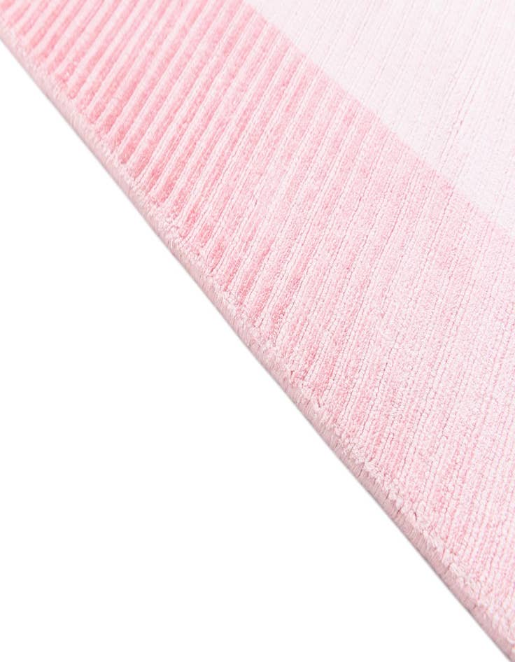 Detail image of  2' 8 x 4' 11  Hand Knotted Darya Wool Rug