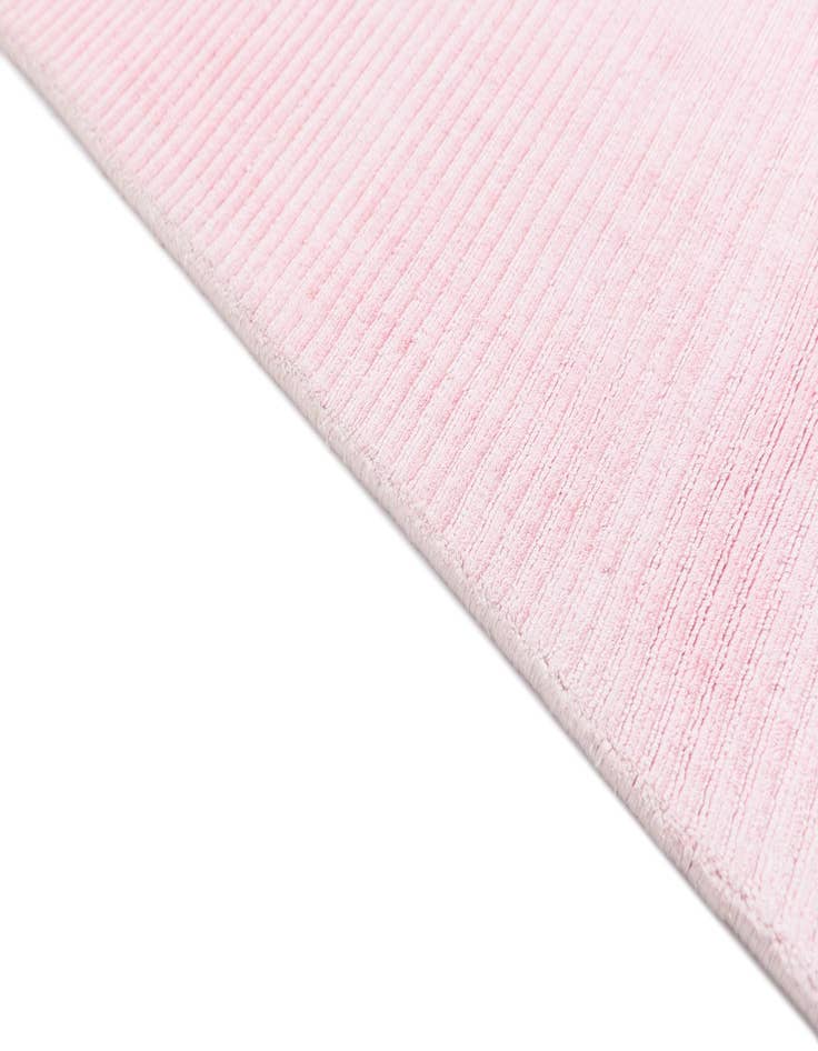 Detail image of  2' 8 x 4' 11  Hand Knotted Darya Wool Rug