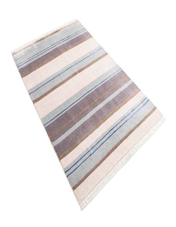 Detail image of  4' x 6' Darya Rug