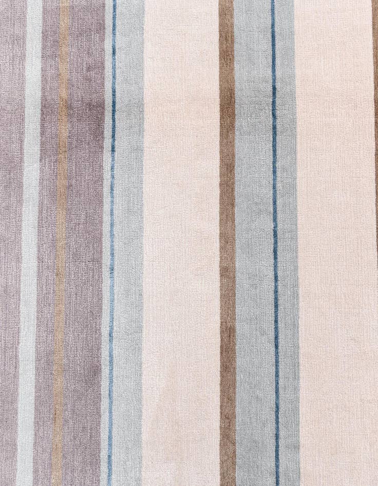 Detail image of  4' x 6' Darya Rug