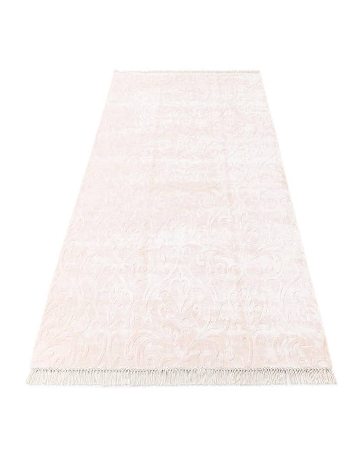 Detail image of  5' 6 x 8' Darya Rug