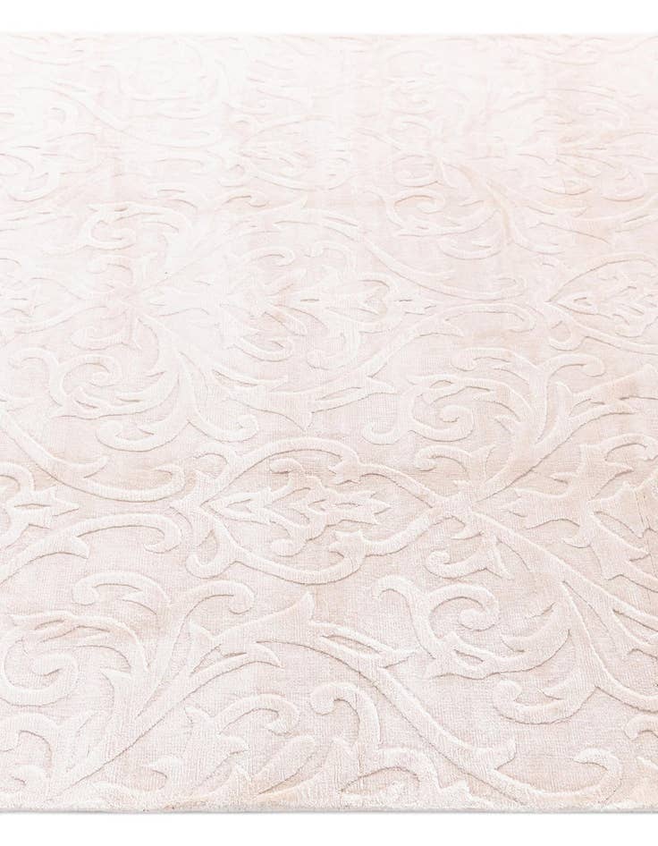 Detail image of  5' 6 x 8' Darya Rug