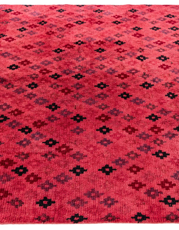 Detail image of  5' x 6' 10  Hand Knotted Darya Wool Rug