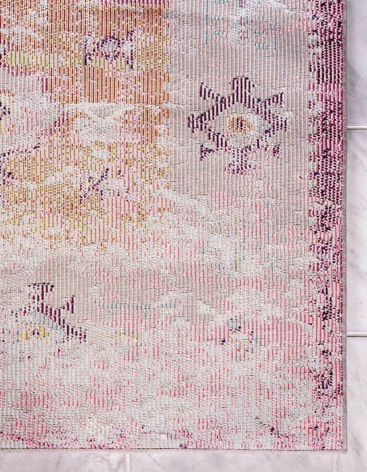 Detail image of  5' x 8'  Washable El Paso Rug