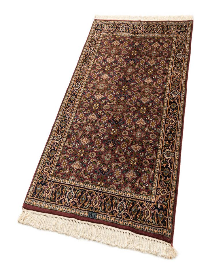 Detail image of  3' 9 x 5' 9  Hand Knotted Farahan Wool Rug