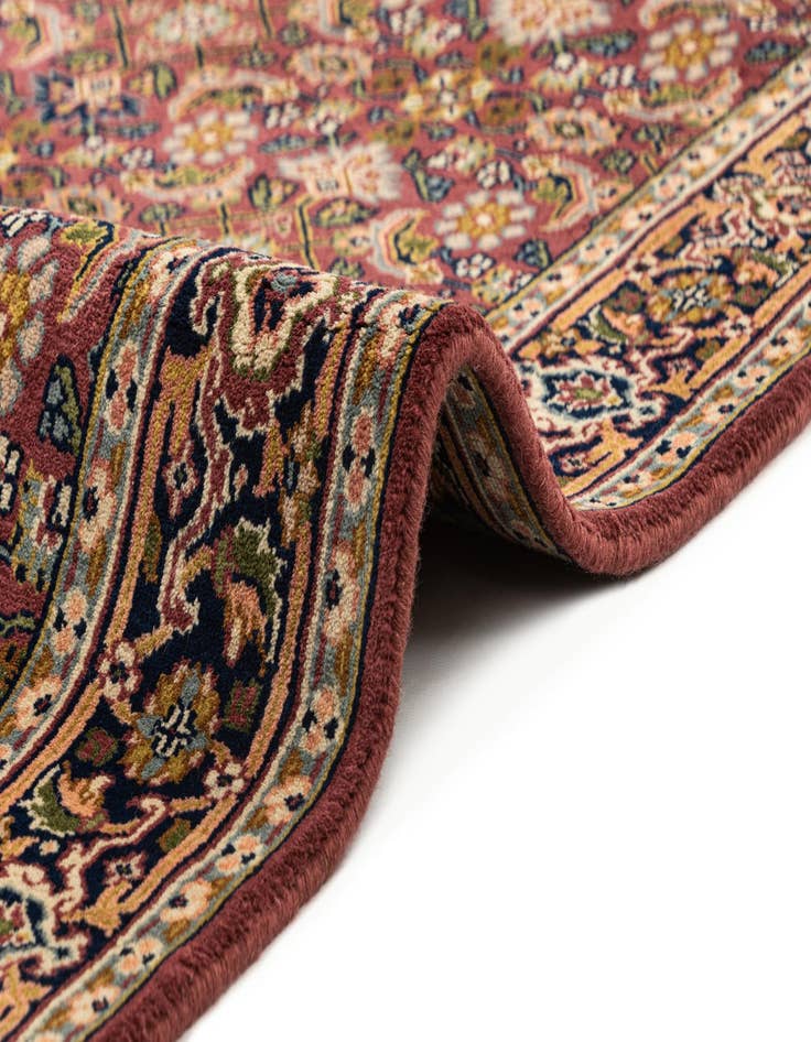 Detail image of  3' 9 x 5' 9  Hand Knotted Farahan Wool Rug