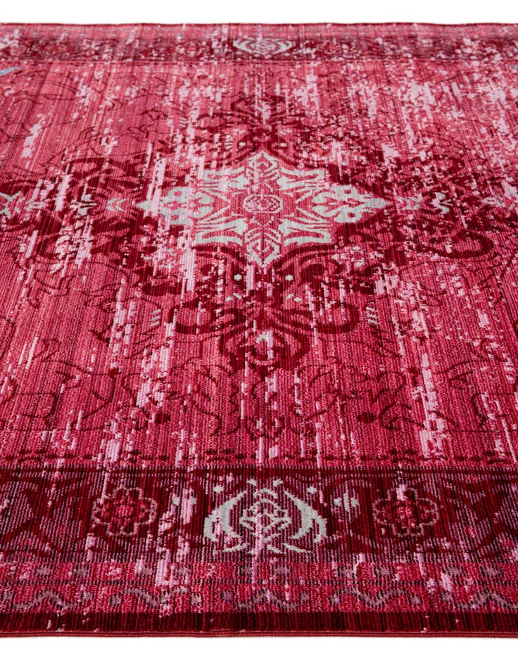 Detail image of  6' 2 x 8' 9 Fleur Rug