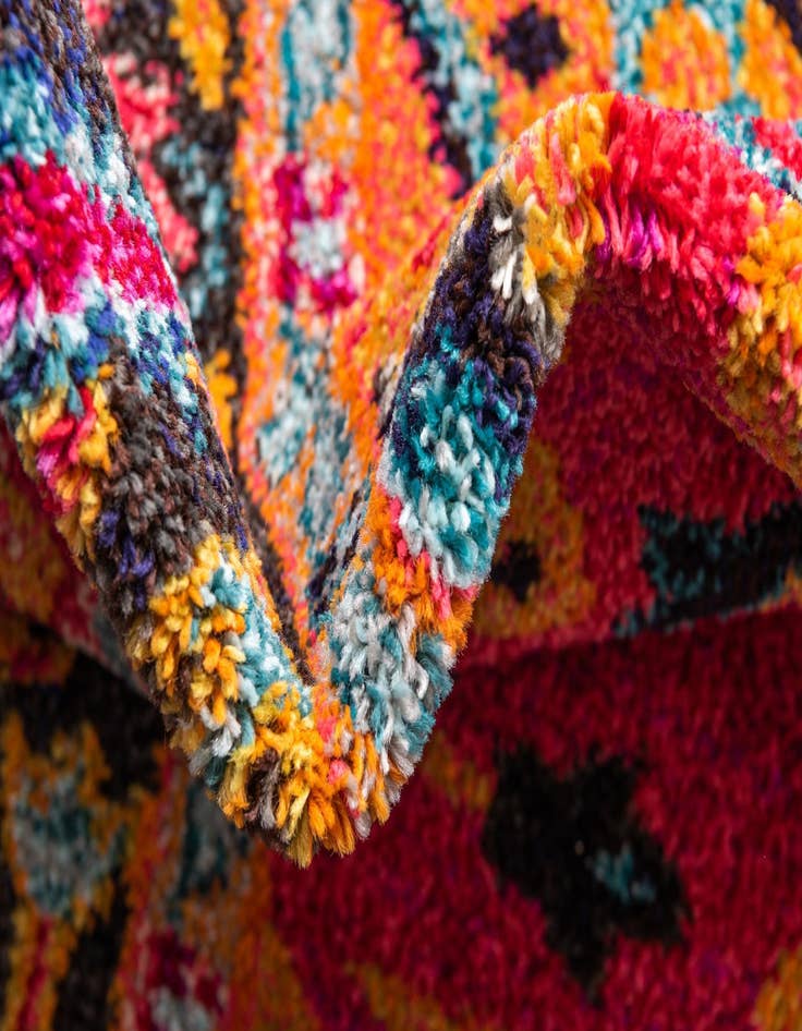 Detail image of  3' 3 x 5' 3  Washable Fleur Rug