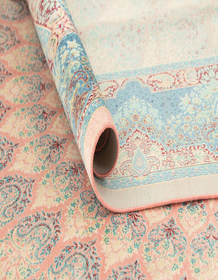 Detail image of  4' 5 x 6' 4 Ghom Design Rug