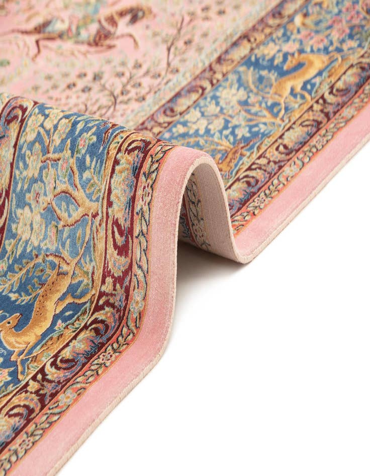 Detail image of  4' 9 x 7' 6 Ghom Design Rug