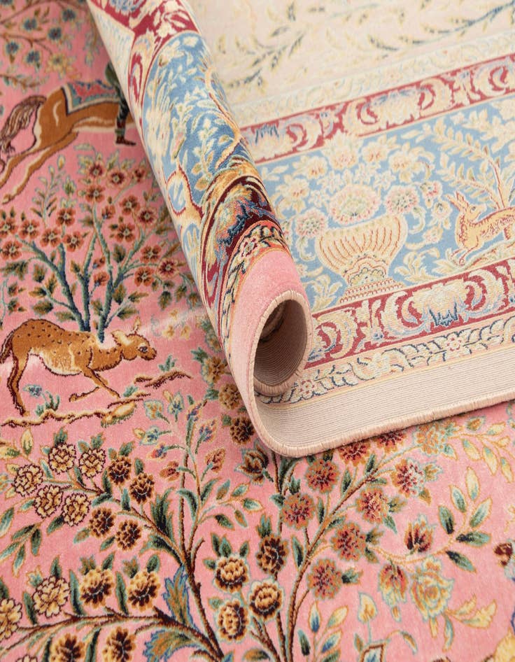 Detail image of  4' 9 x 7' 6 Ghom Design Rug