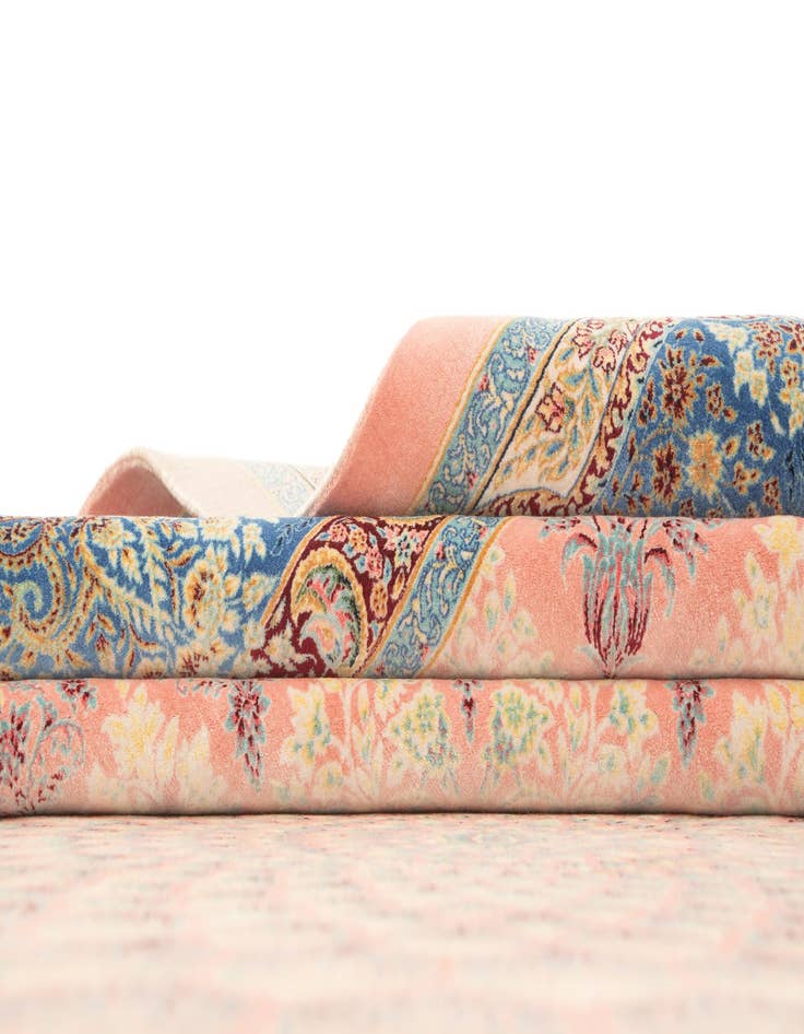 Detail image of  6' 6 x 9' 7 Ghom Design Rug