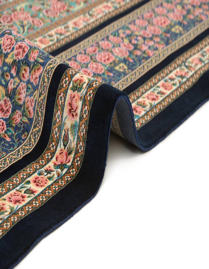 Detail image of  6' 5 x 9' 7 Ghom Design Rug