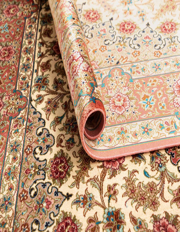 Detail image of  3' 3 x 5' 1 Ghom Silk Rug