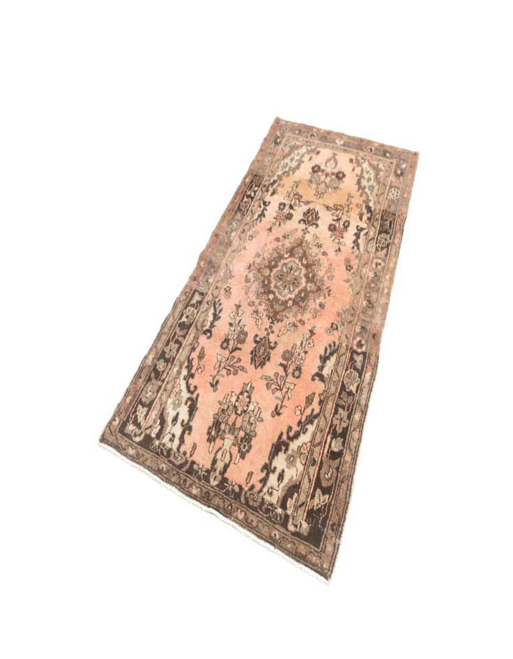 Detail image of  3' 3 x 6' 3 Hamedan Rug