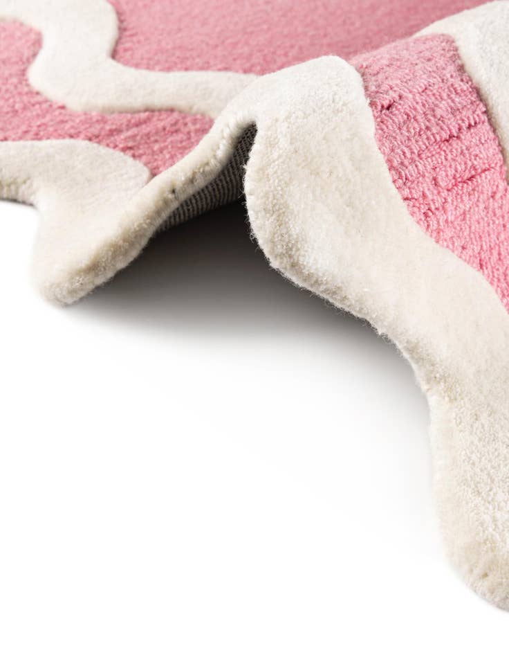 Detail image of  7' 10 x 10' Happy Rugs Wiggles Wool