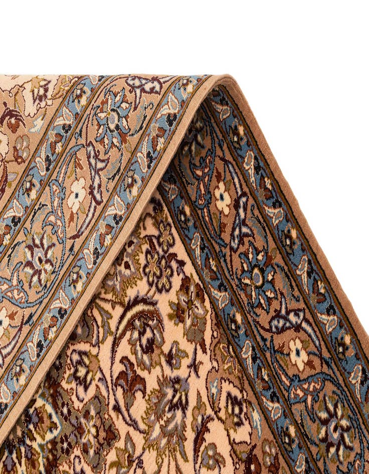 Detail image of  3' 6 x 5' 4 Isfahan Rug