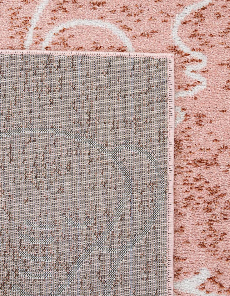 Detail image of  5' 2 x 8' Kamala Washable Rug