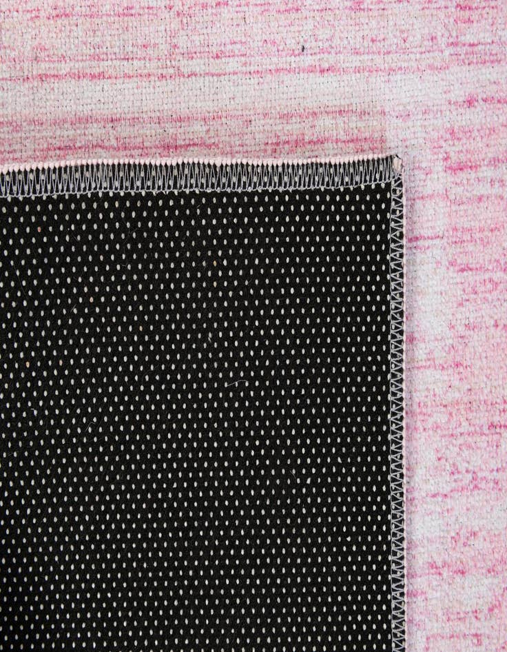 Detail image of  2' x 3' Kamala Washable Rug