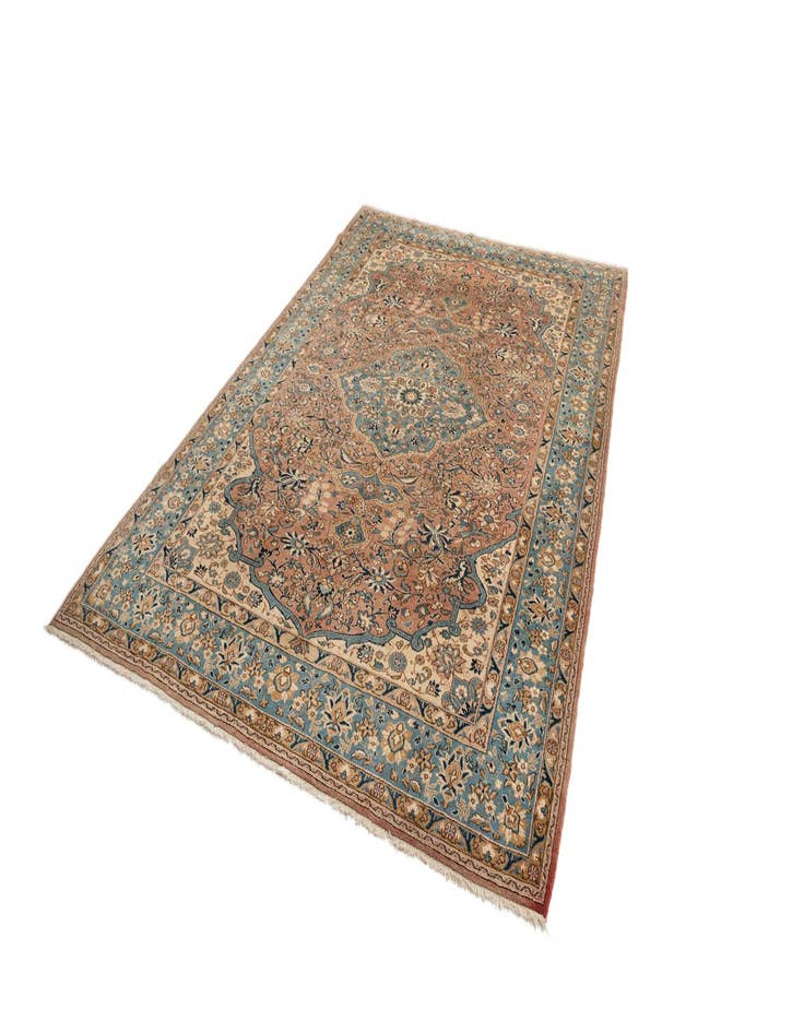 Detail image of  7' 5 x 10' 10 Kashan Wool Rug