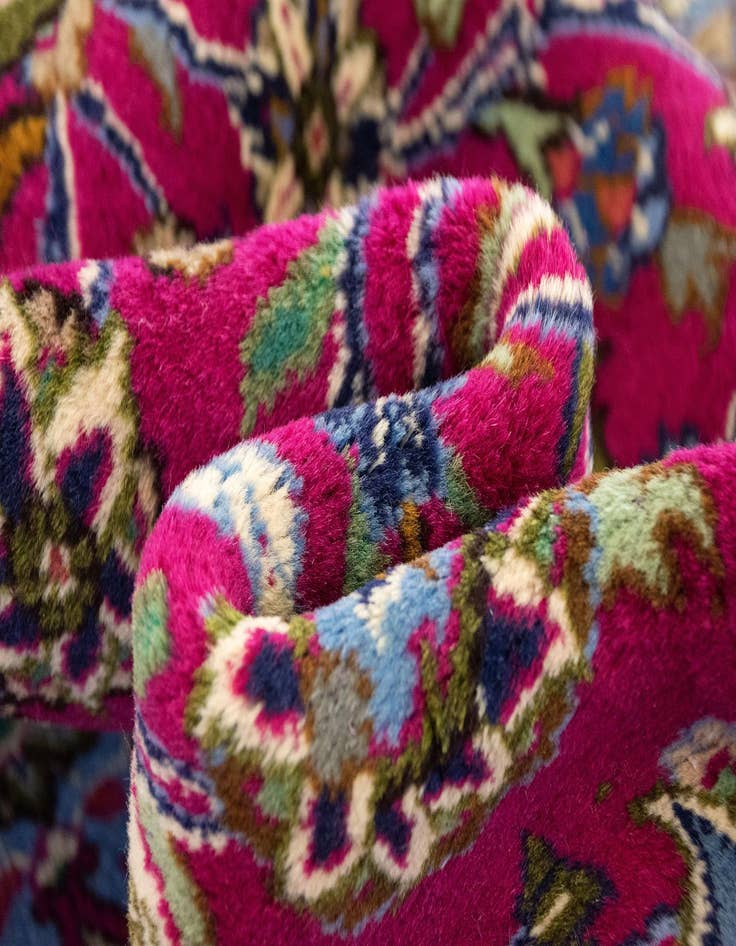 Detail image of  10' 2 x 12' 10 Kashan Rug