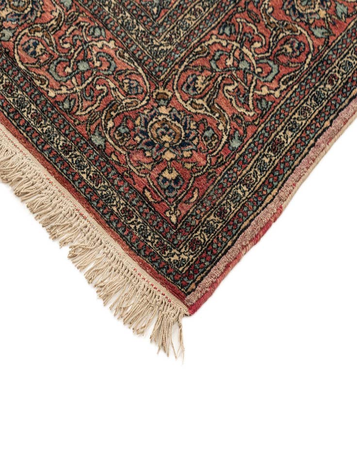 Detail image of  4' 10 x 7' 1 Kashan Rug