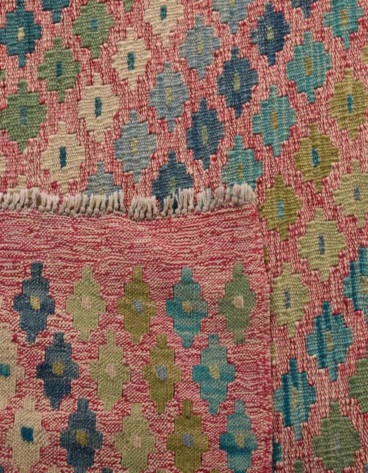Detail image of  7' 4 x 9' 7  Hand Woven Kilim Modern Wool Rug