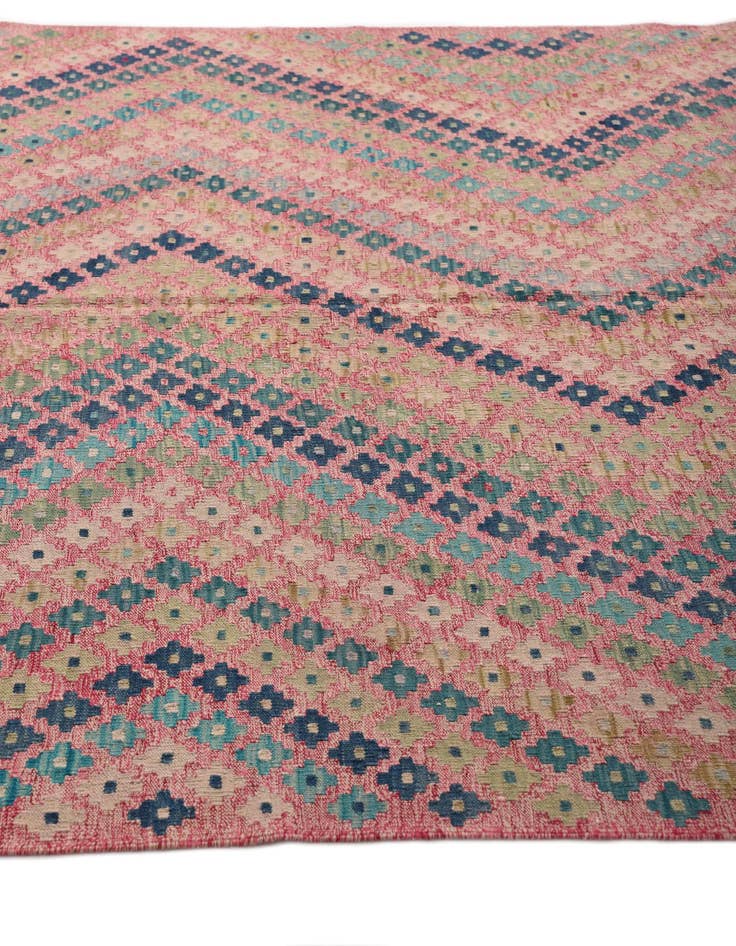 Detail image of  7' 1 x 9' 5  Hand Woven Kilim Modern Wool Rug