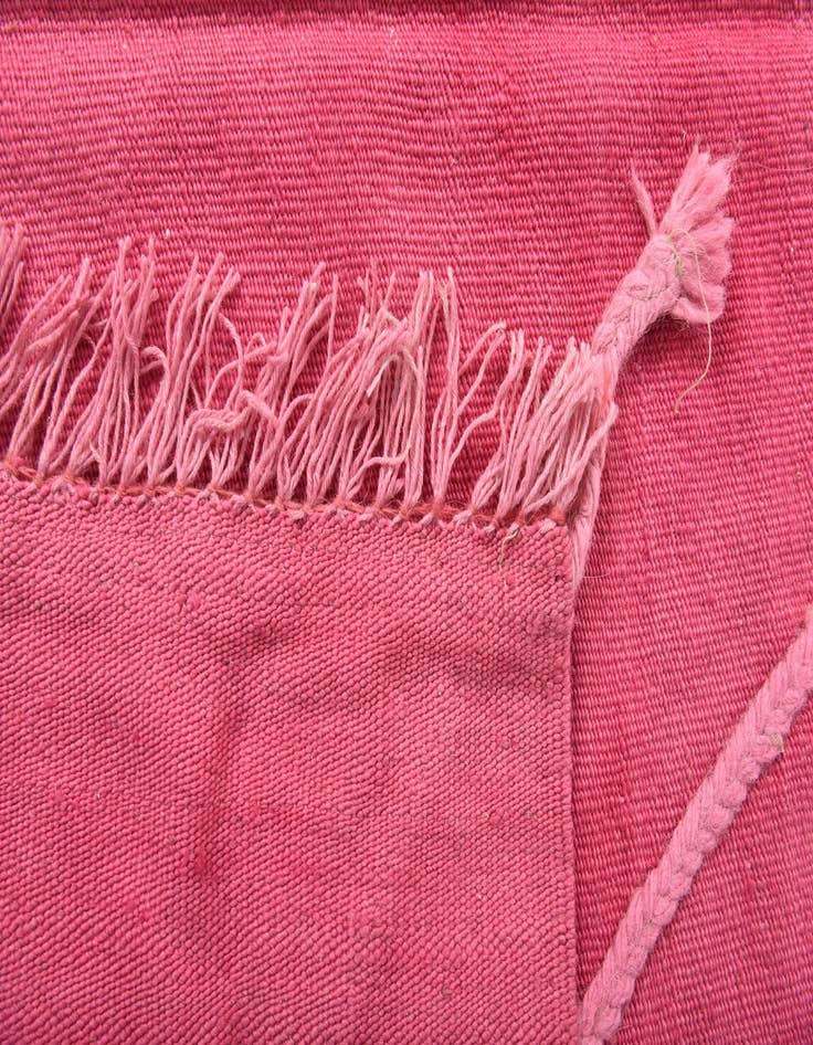 Detail image of  4' 7 x 6' 7  Hand Woven Kilim Modern Wool Rug