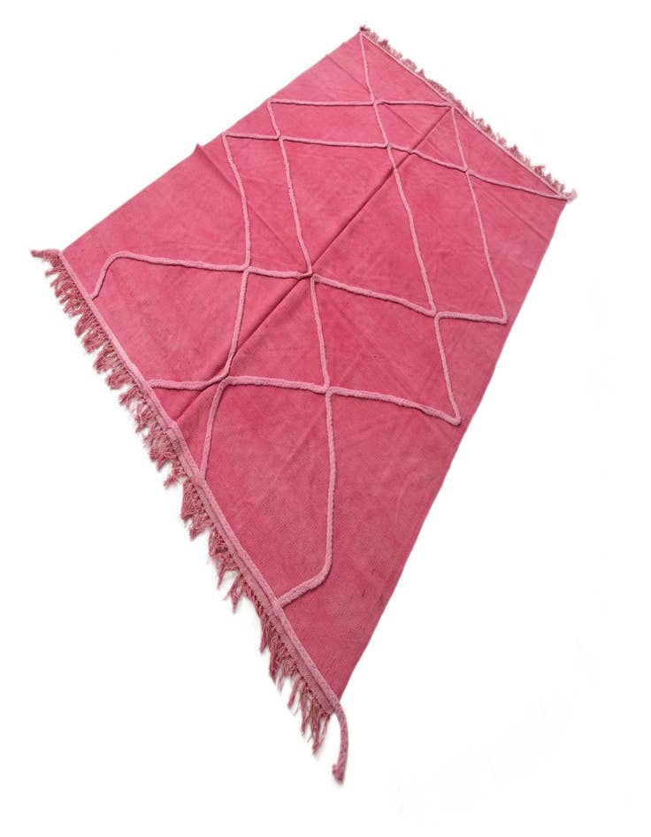 Detail image of  5' 7 x 8'  Hand Woven Kilim Modern Wool Rug