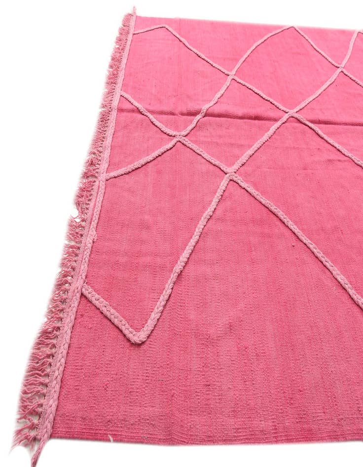 Detail image of  5' 6 x 8'  Hand Woven Kilim Modern Wool Rug