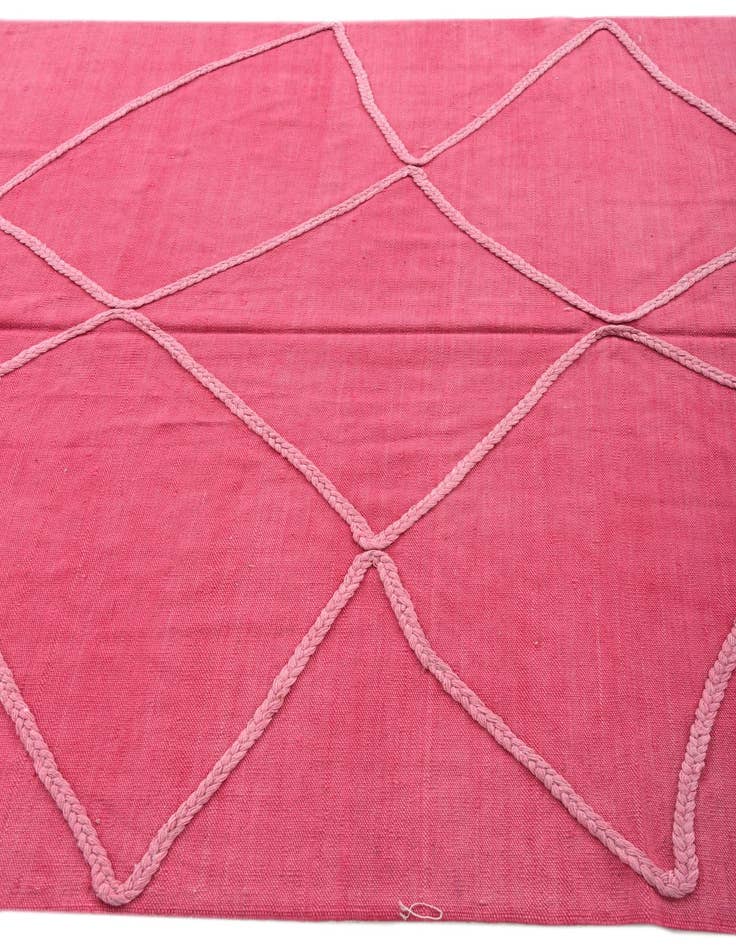 Detail image of  5' 6 x 8'  Hand Woven Kilim Modern Wool Rug