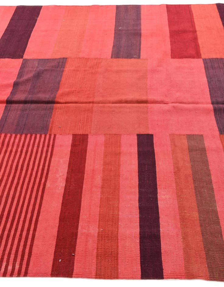 Detail image of  6' 8 x 9' 3  Hand Woven Kilim Modern Wool Rug